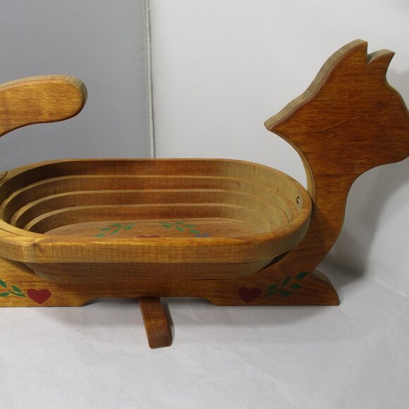 Vintage Folk Art Handcrafted Collapsible Wood Cat Shaped Wooden Basket Bowl - Picture 1 of 10